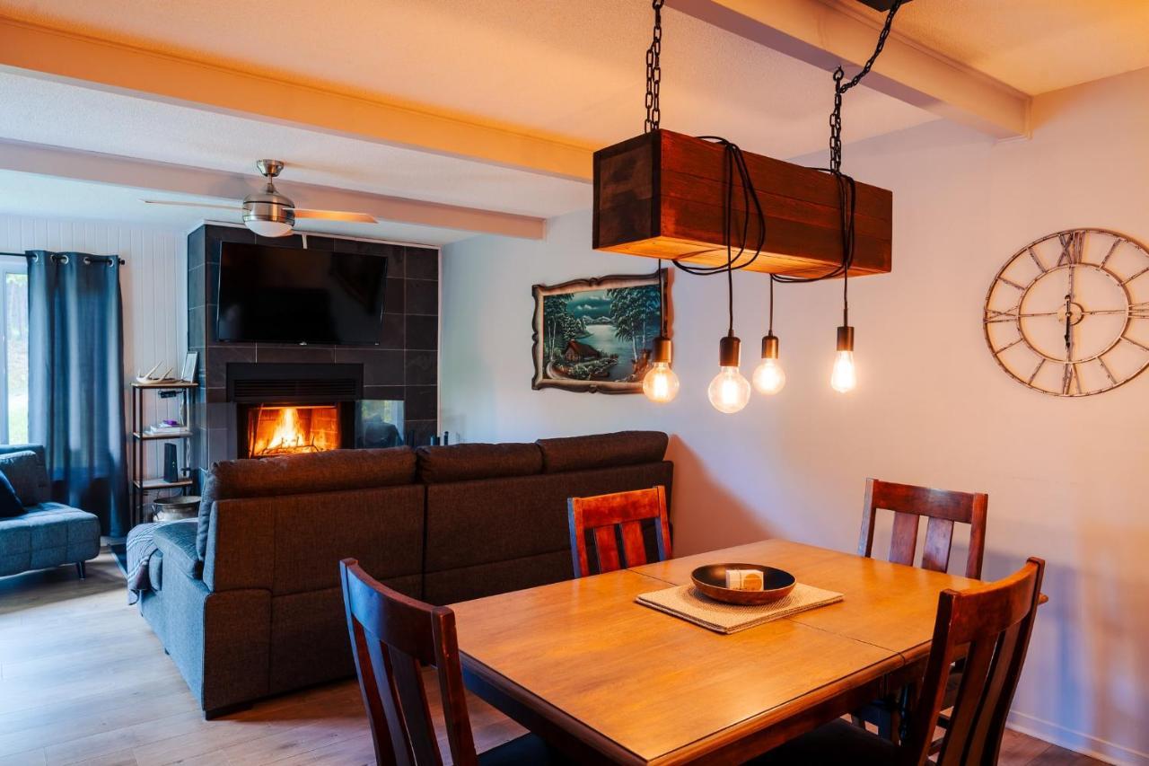 Magnifique Condo Pres Du Lac Tremblant Mont-Tremblant Luaran gambar