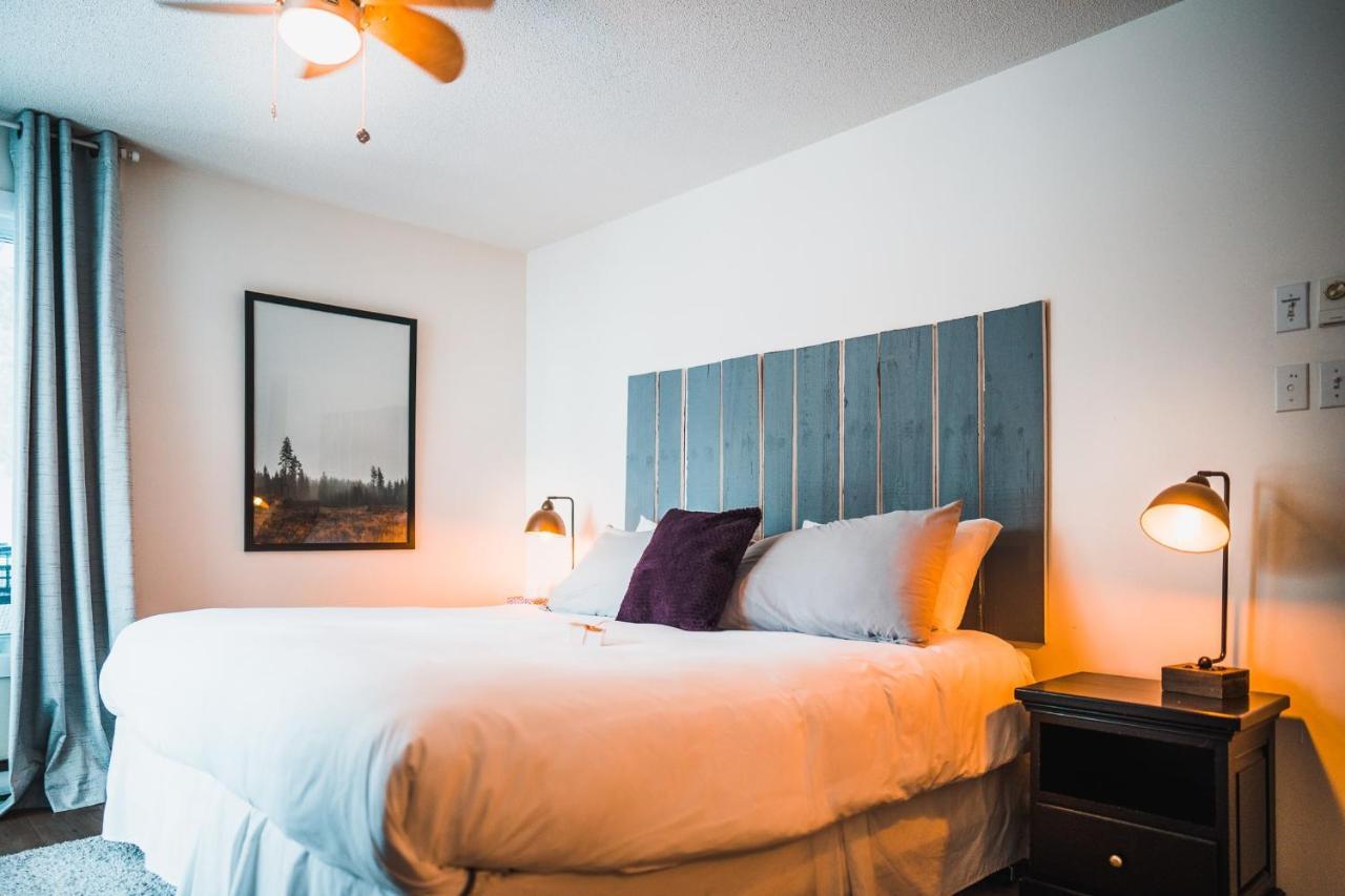 Magnifique Condo Pres Du Lac Tremblant Mont-Tremblant Luaran gambar